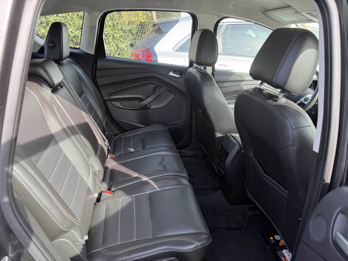 Used 2015 Ford C-MAX SEL w/ Equipment Group 302A image 11