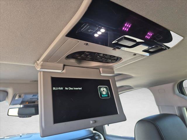 Used 2017 GMC Yukon Denali w/ Open Road Package RWD image 18