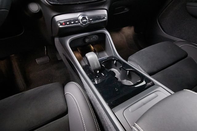 Used 2024 Volvo C40 P8 Recharge Plus w/ Climate Package AWD/4WD image 9