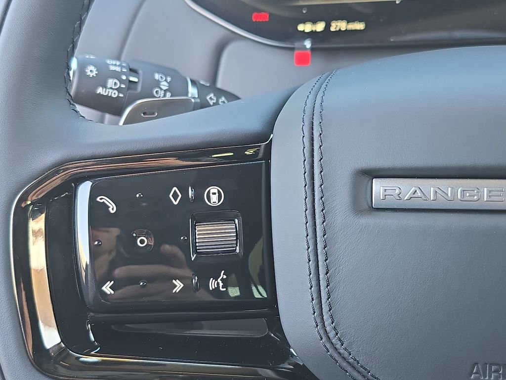 New 2026 Land Rover Range Rover Sport Dynamic SE AWD/4WD image 18