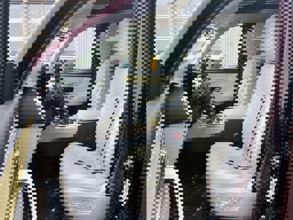 Used 2024 MAZDA CX-90 3.3 Turbo S w/ Premium Plus image 13