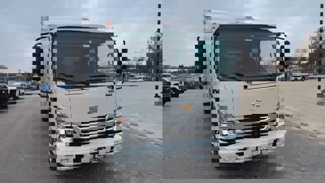 New 2024 Chevrolet Low Cab Forward image 3