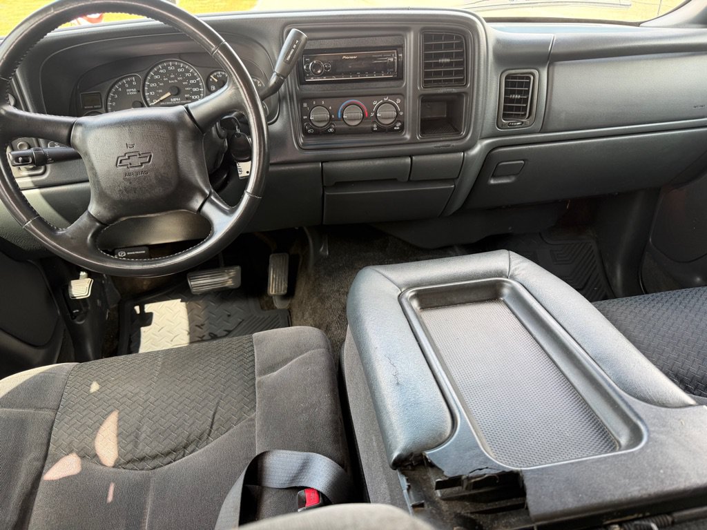 Used 2002 Chevrolet Avalanche 2WD image 10