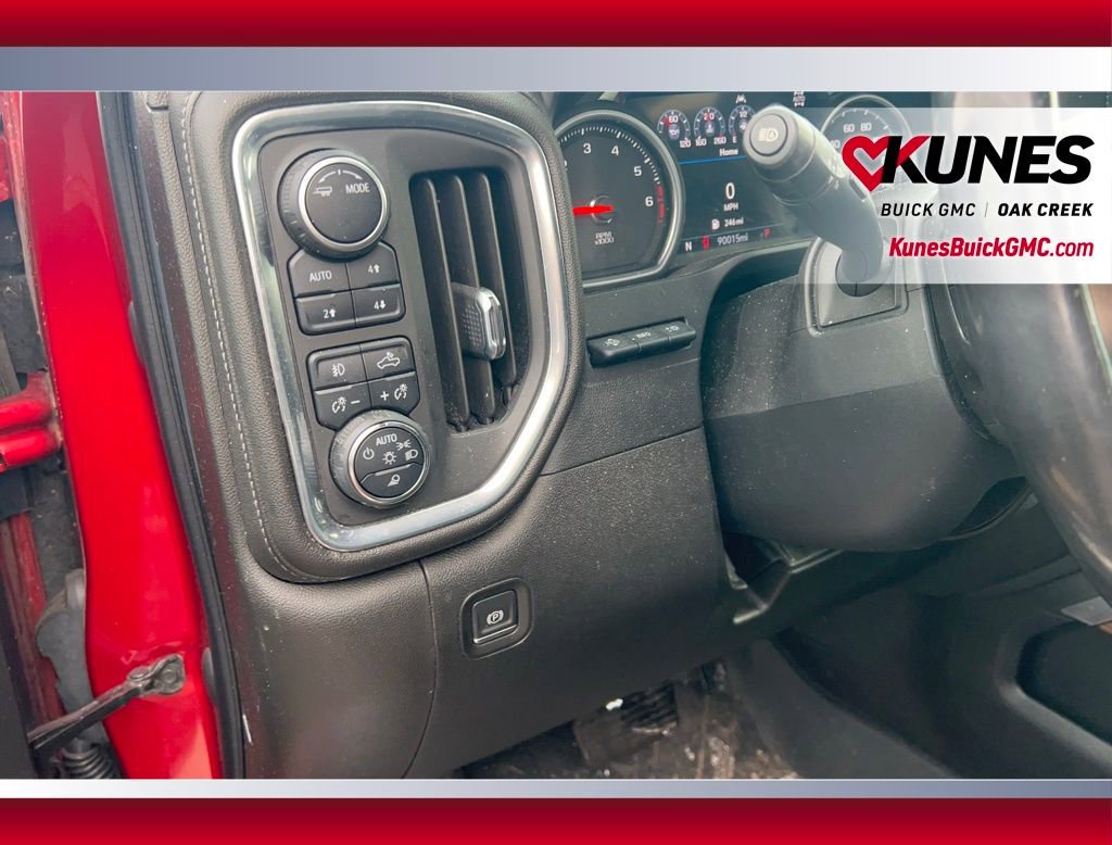 Used 2022 Chevrolet Silverado 1500 High Country w/ Technology Package image 12