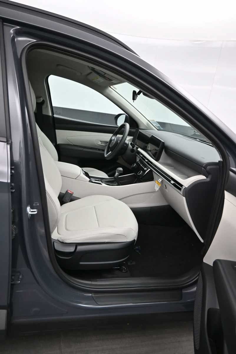 New 2026 Hyundai Tucson SEL Plus AWD/4WD image 11