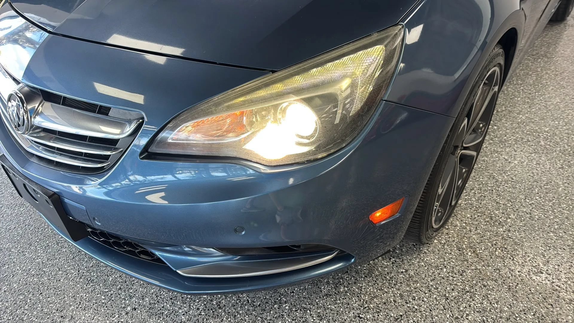 Used 2017 Buick Cascada Premium FWD image 38