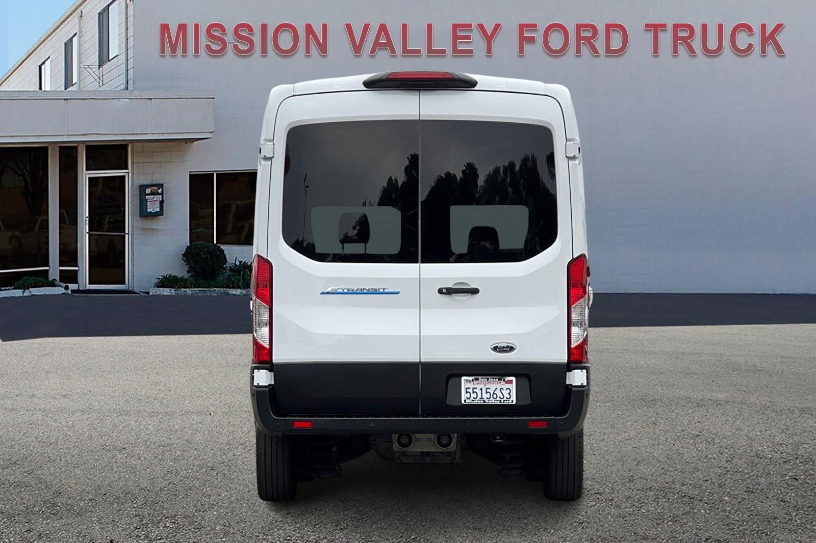 Used 2023 Ford E-Transit Medium Roof w/ Load Area Protection Package image 5