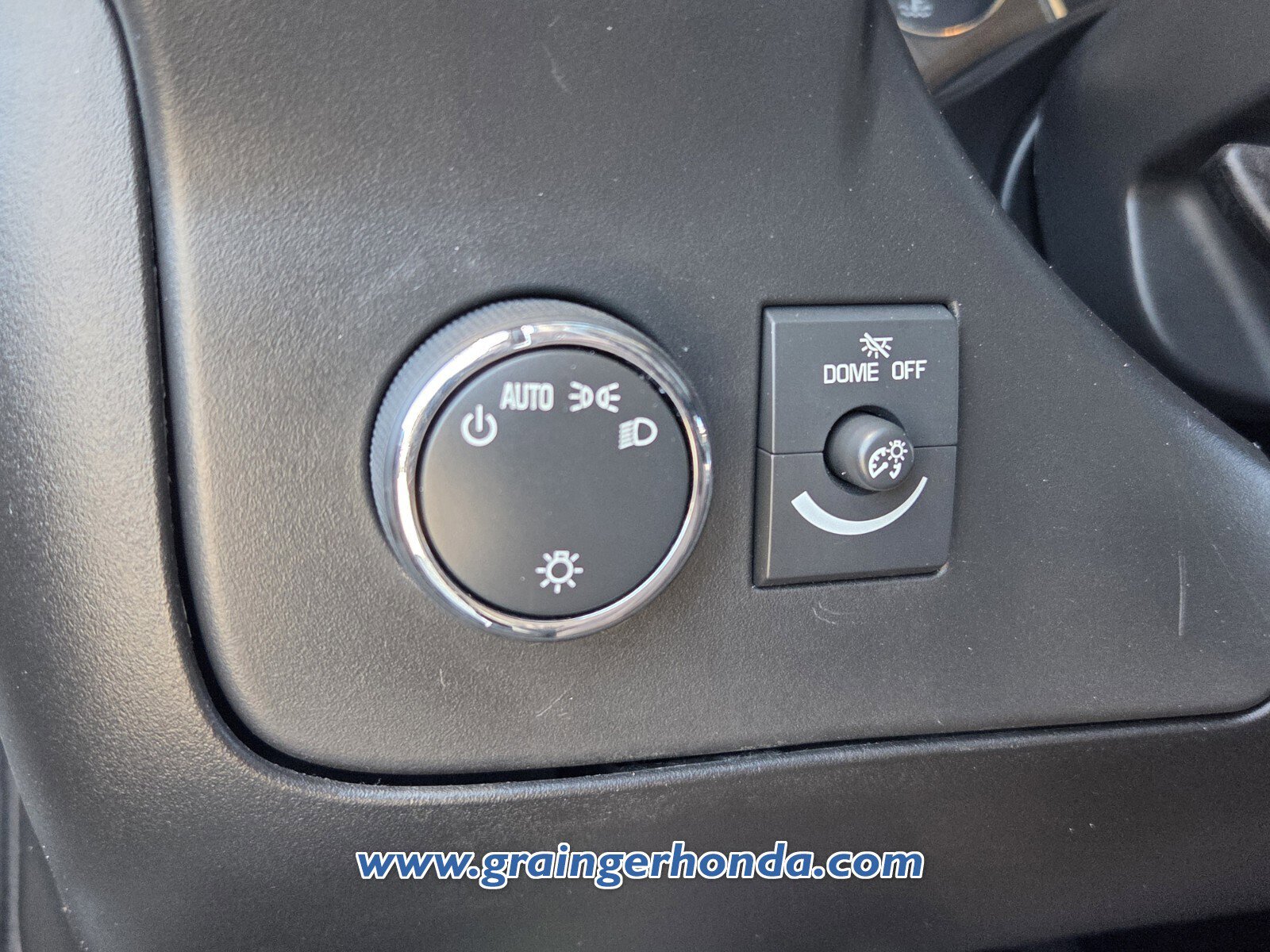 Used 2020 Chevrolet Express 2500 LT w/ LT Preferred Equipment Group image 28