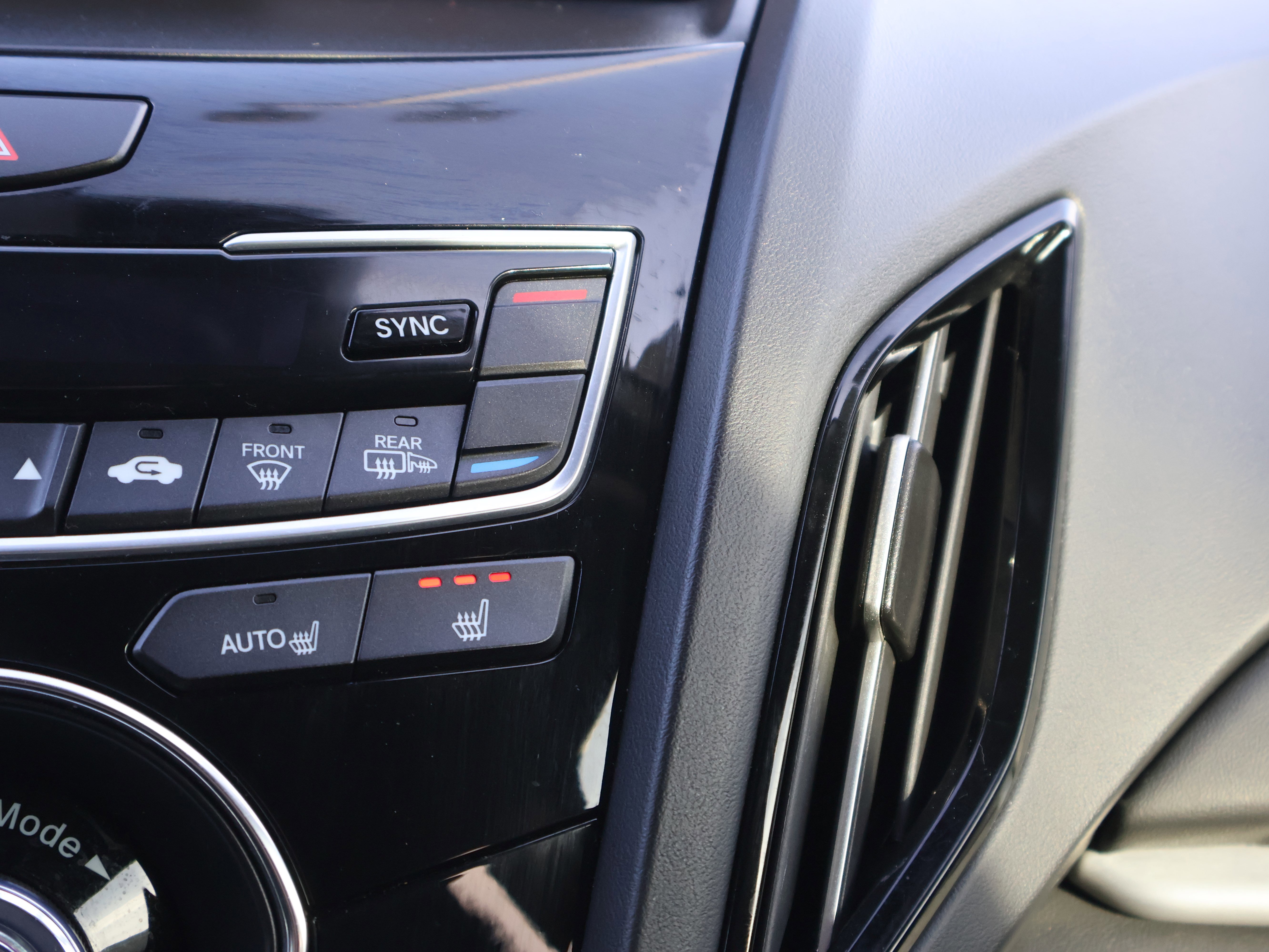 Used 2024 Acura RDX SH-AWD w/ Technology Package image 26