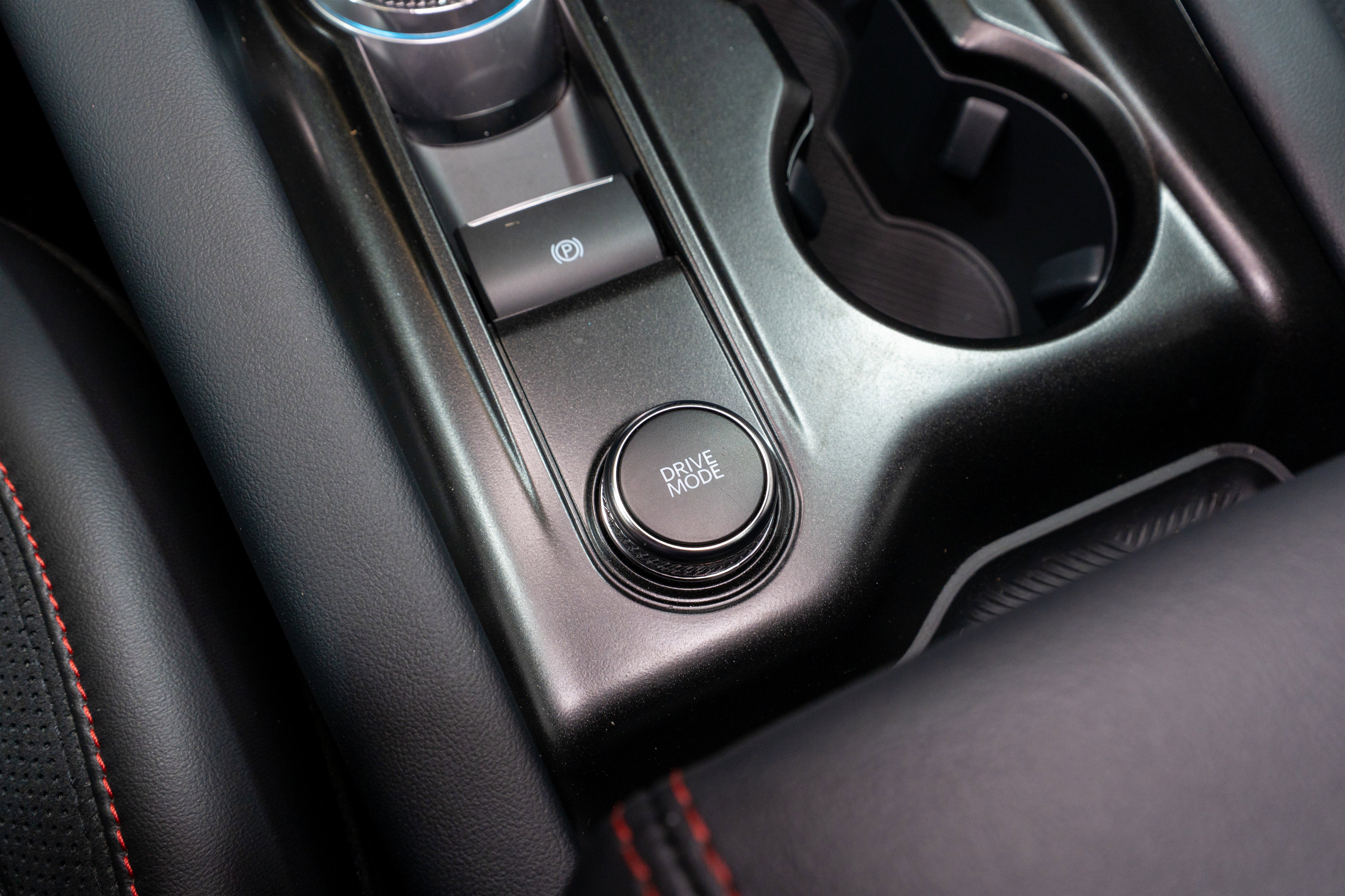 Used 2025 Ford Explorer ST w/ Sun And Sound Package image 26