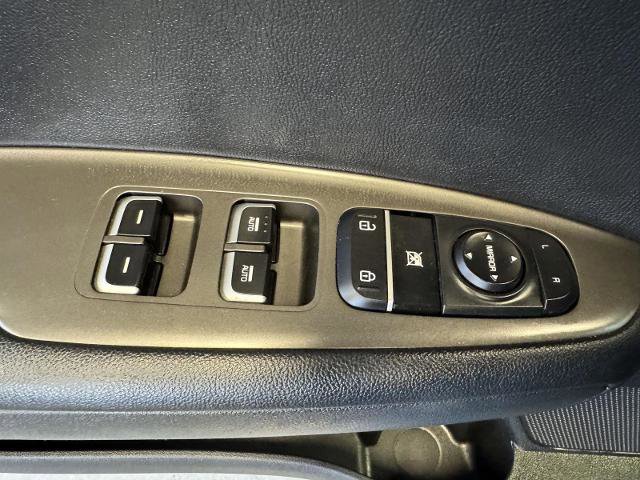 Used 2019 Kia Optima S image 27