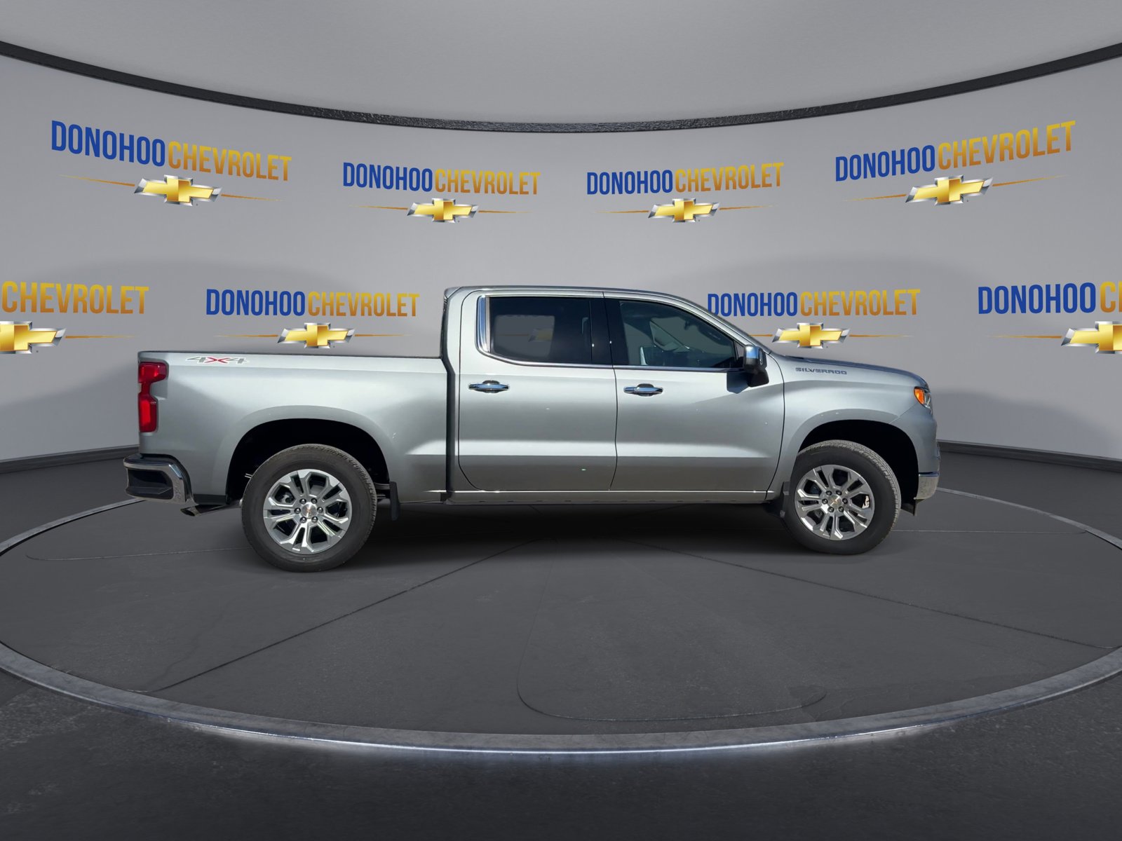 New 2026 Chevrolet Silverado 1500 LTZ w/ LTZ Premium Package image 12