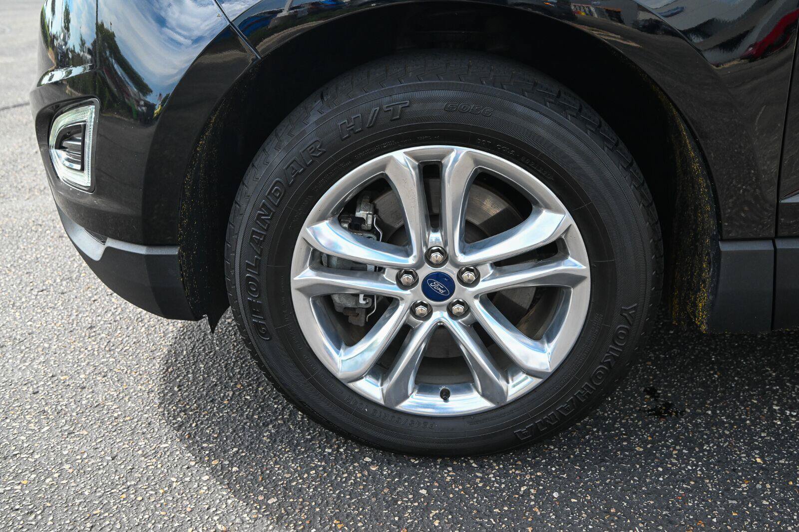 Used 2017 Ford Edge SEL w/ Canadian Touring Package AWD/4WD image 12