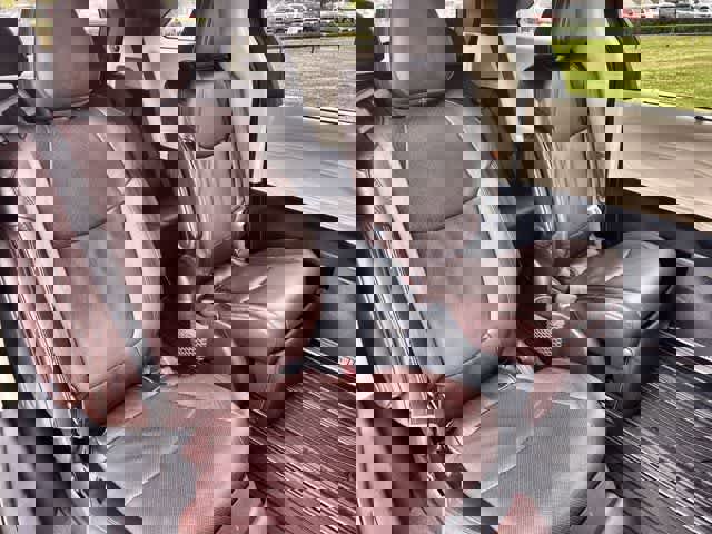 Used 2024 Toyota Sienna Platinum image 14