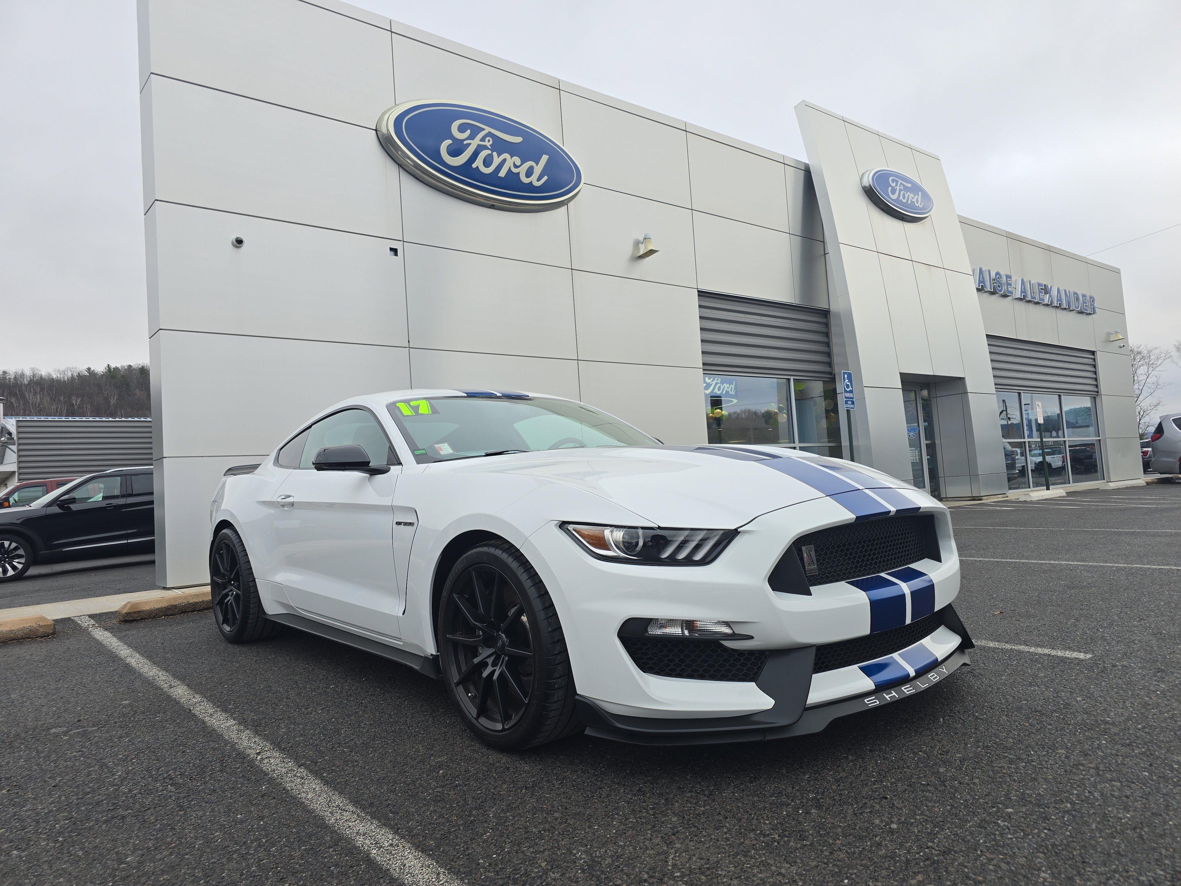 Used 2017 Ford Mustang Shelby GT350 w/ Electronics Package image 1