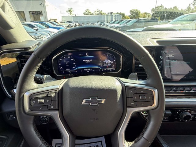 Used 2024 Chevrolet Silverado 1500 LT Trail Boss w/ Convenience Package II AWD/4WD image 28