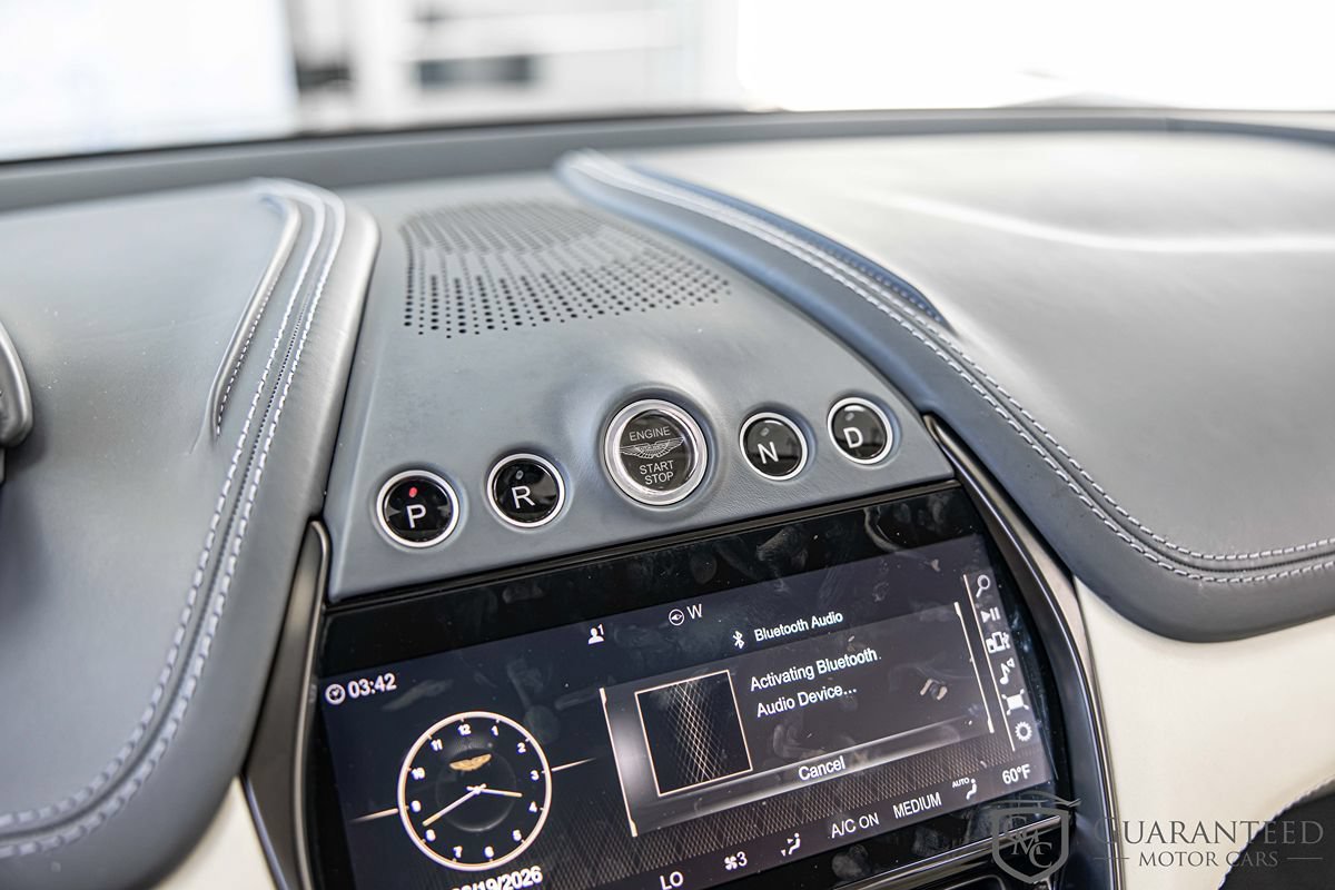 Used 2021 Aston Martin DBX AWD/4WD image 28