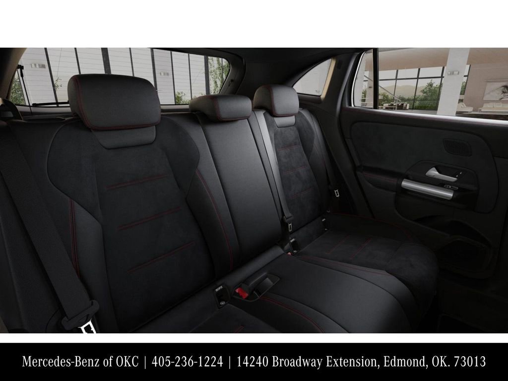 New 2026 Mercedes-Benz GLA 250 4MATIC image 5