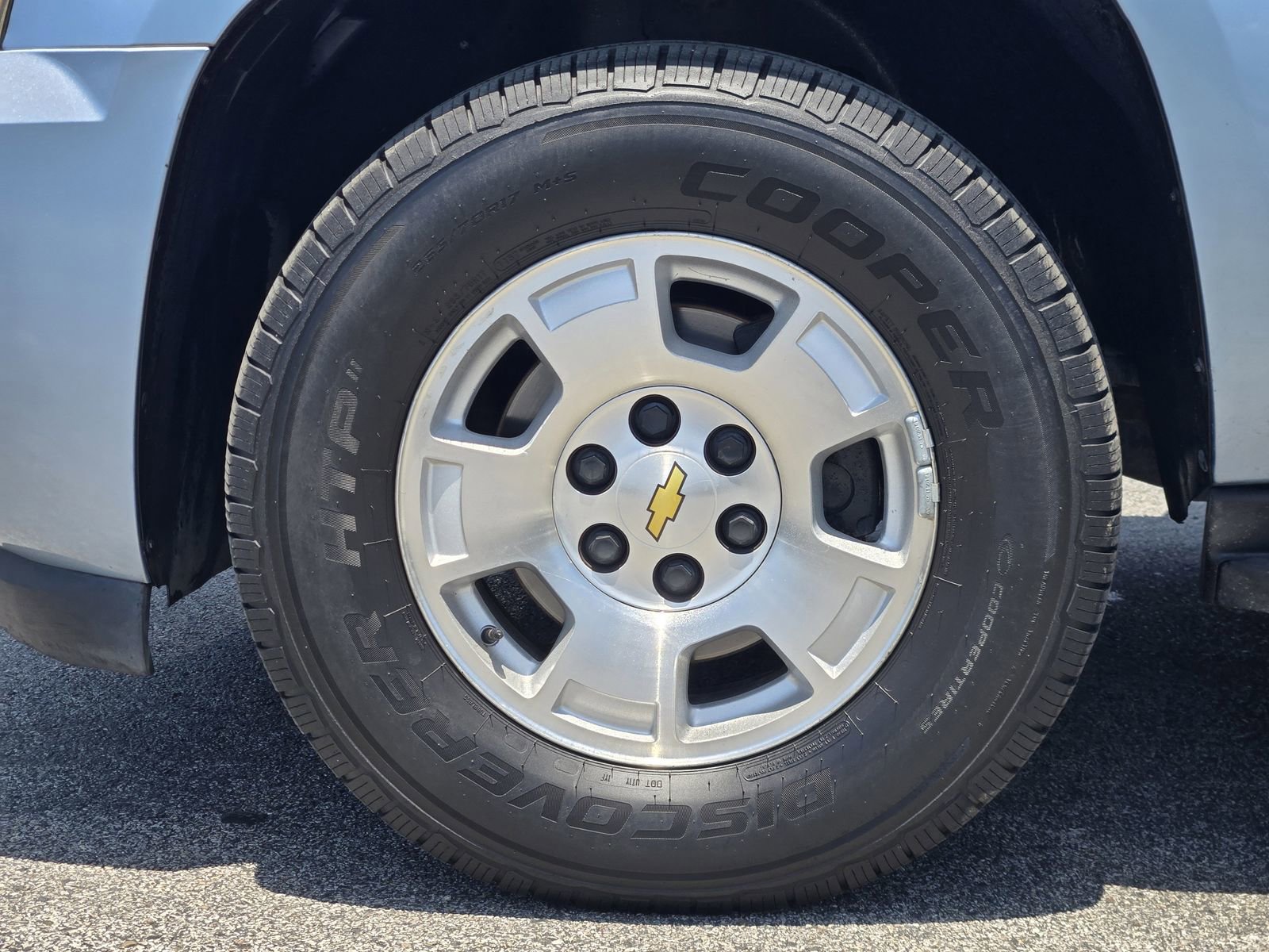 Used 2011 Chevrolet Tahoe LT w/ Luxury Package RWD image 10