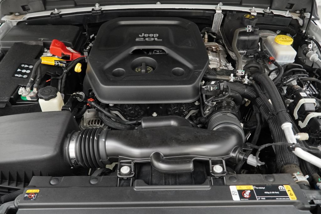 Used 2022 Jeep Wrangler Sport AWD/4WD image 47