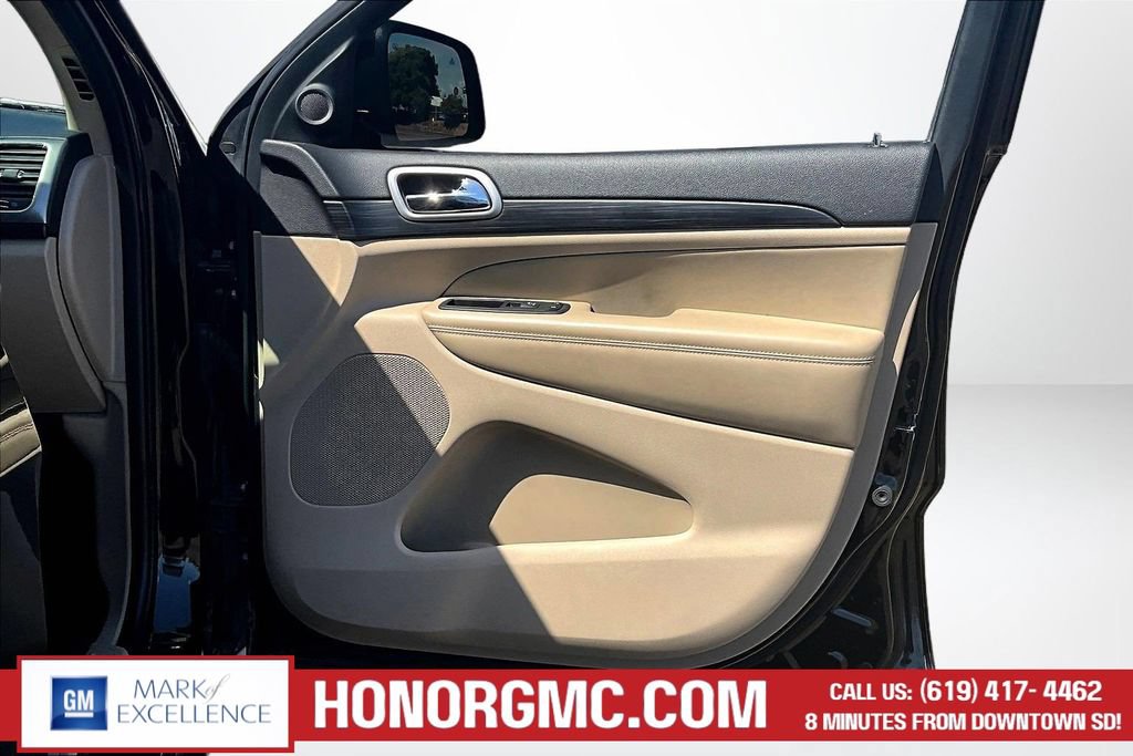 Used 2022 Jeep Grand Cherokee Laredo E w/ Security & Convenience Group AWD/4WD image 27