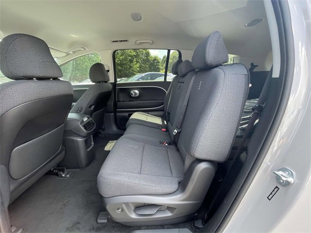 New 2026 Hyundai Ioniq 9 SE image 9