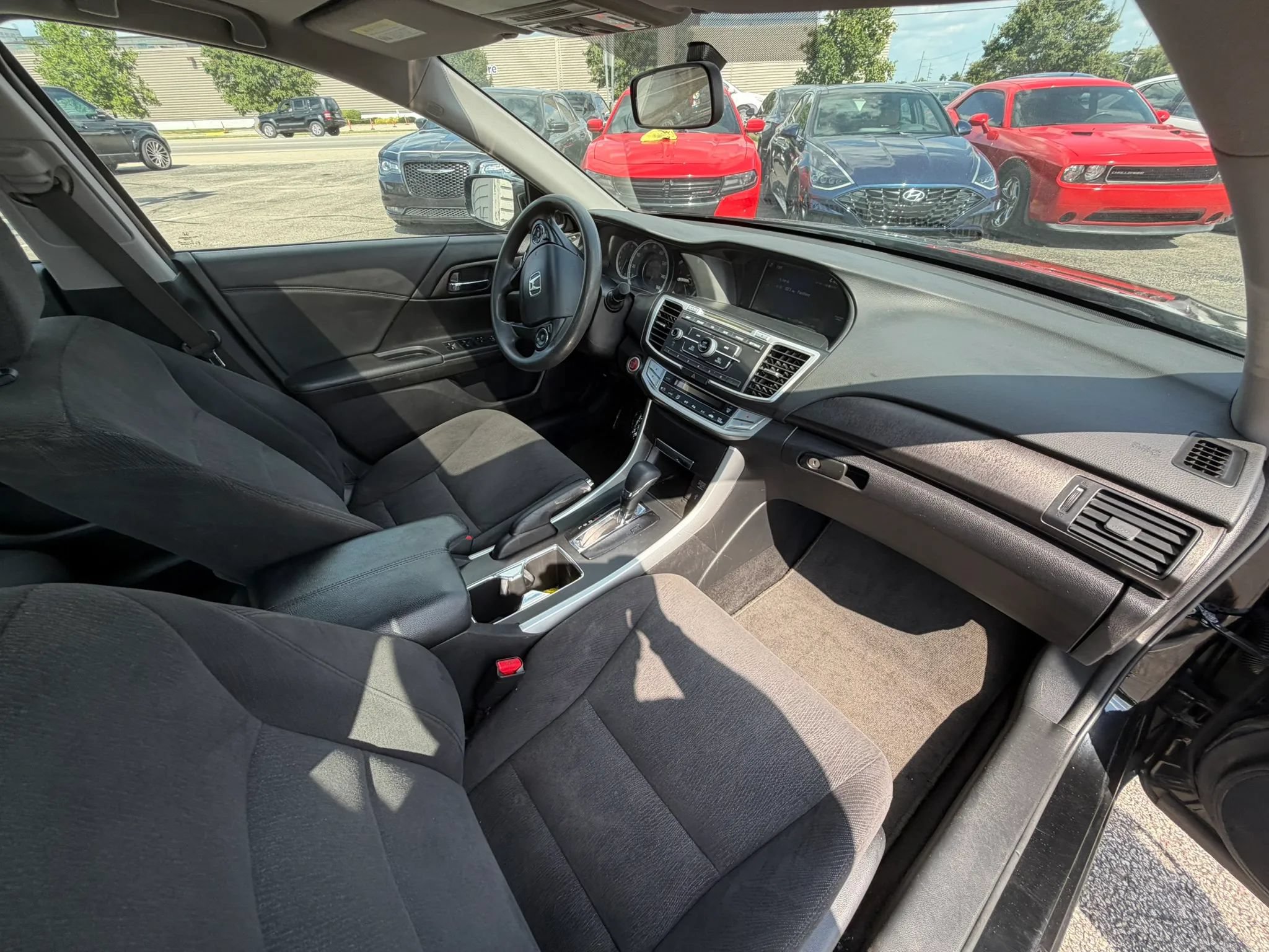 Used 2015 Honda Accord EX image 25