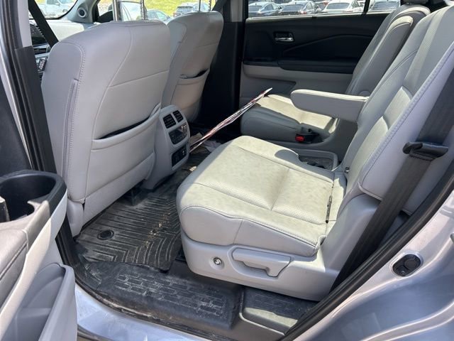 Used 2020 Honda Pilot Elite image 11