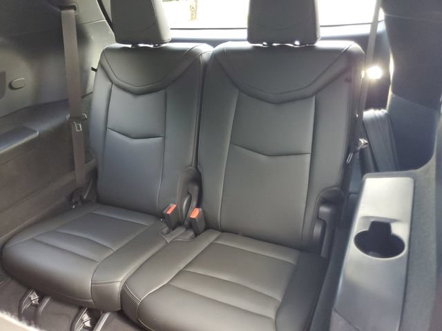 Certified 2024 Cadillac XT6 Luxury FWD image 11