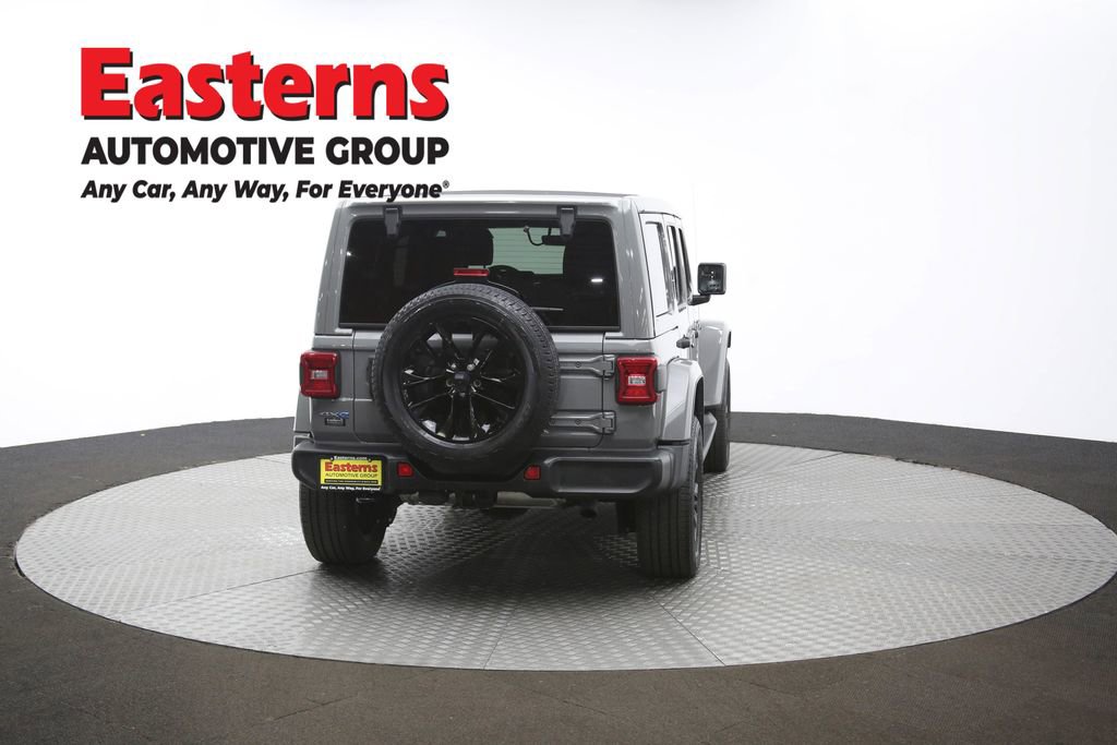 Used 2021 Jeep Wrangler Unlimited Sahara w/ Cold Weather Group image 39