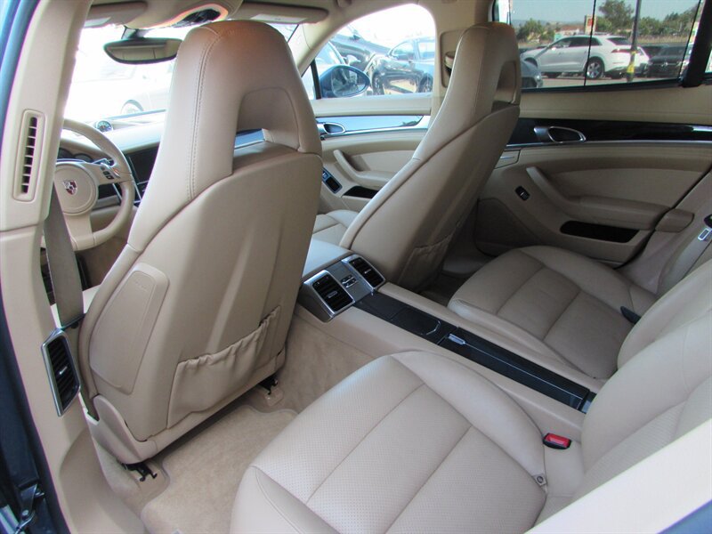 Used 2011 Porsche Panamera S RWD image 26