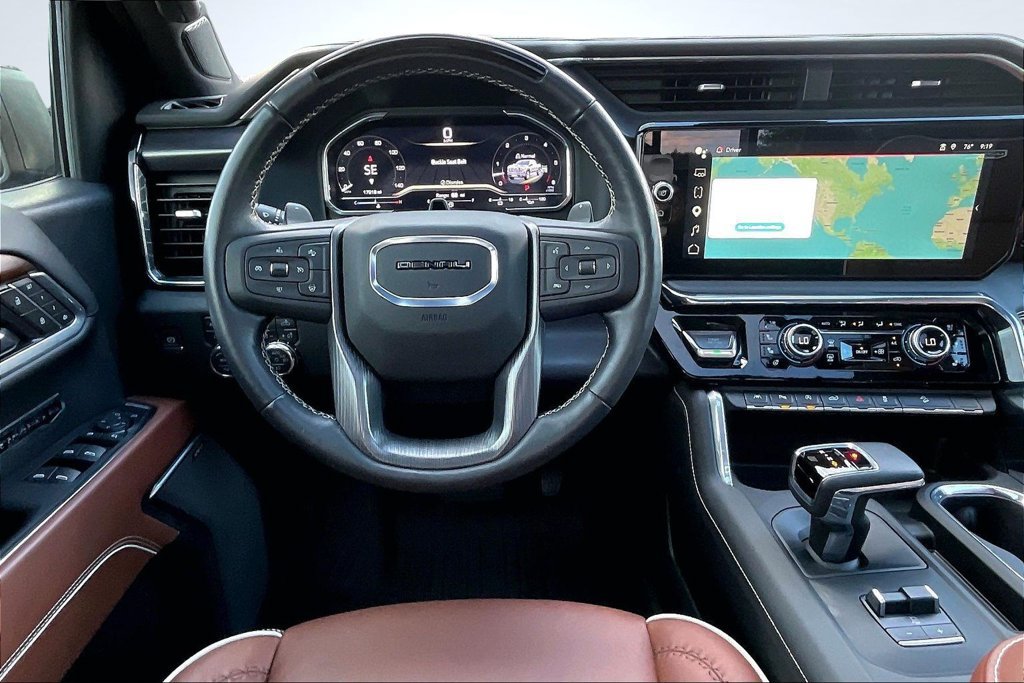 Used 2025 GMC Sierra 1500 Denali Ultimate AWD/4WD image 11