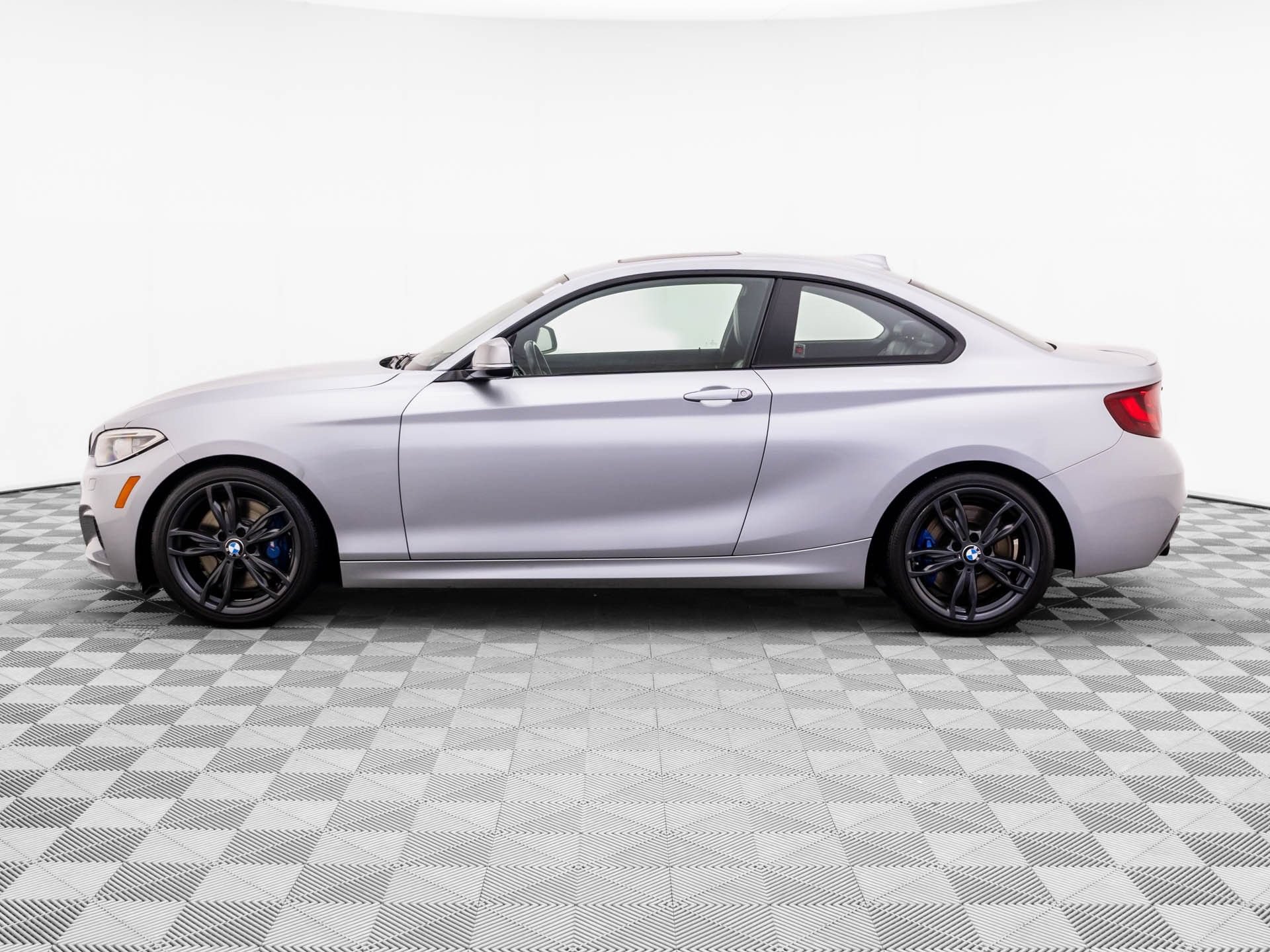 Used 2017 BMW M240i xDrive Coupe AWD/4WD image 2