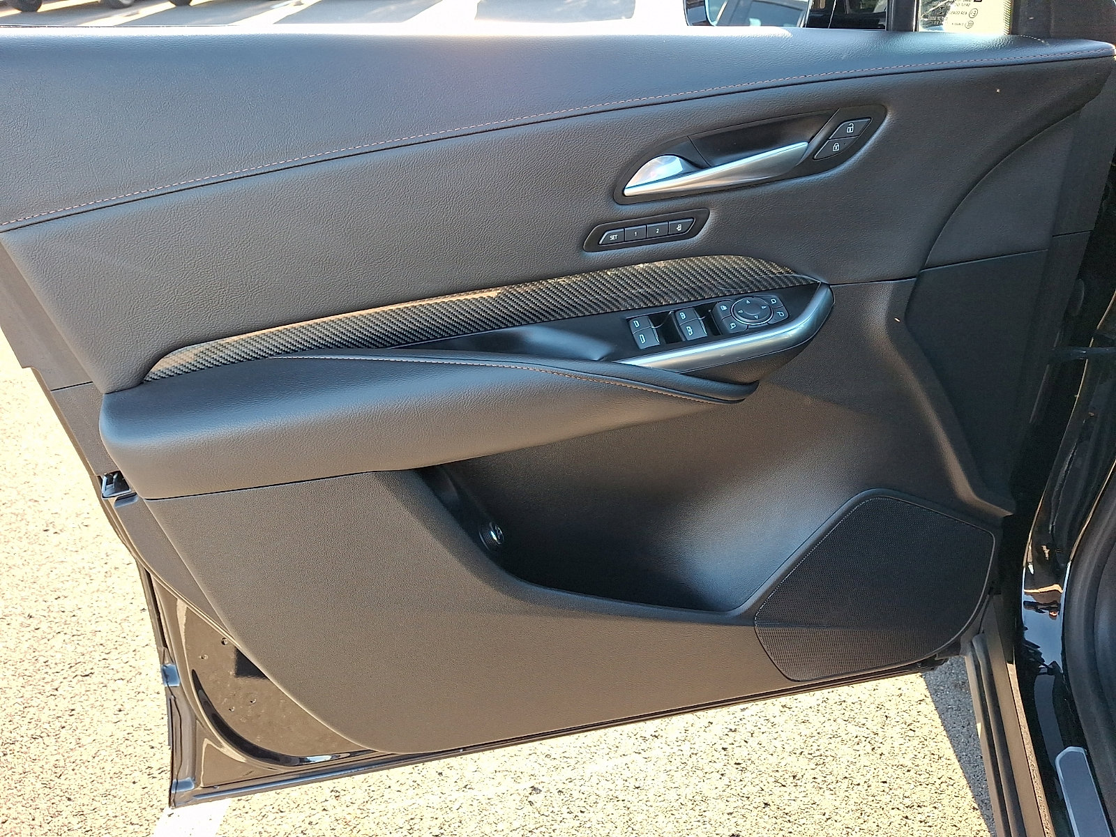 Used 2023 Cadillac XT4 Sport w/ Cold Weather Package image 13