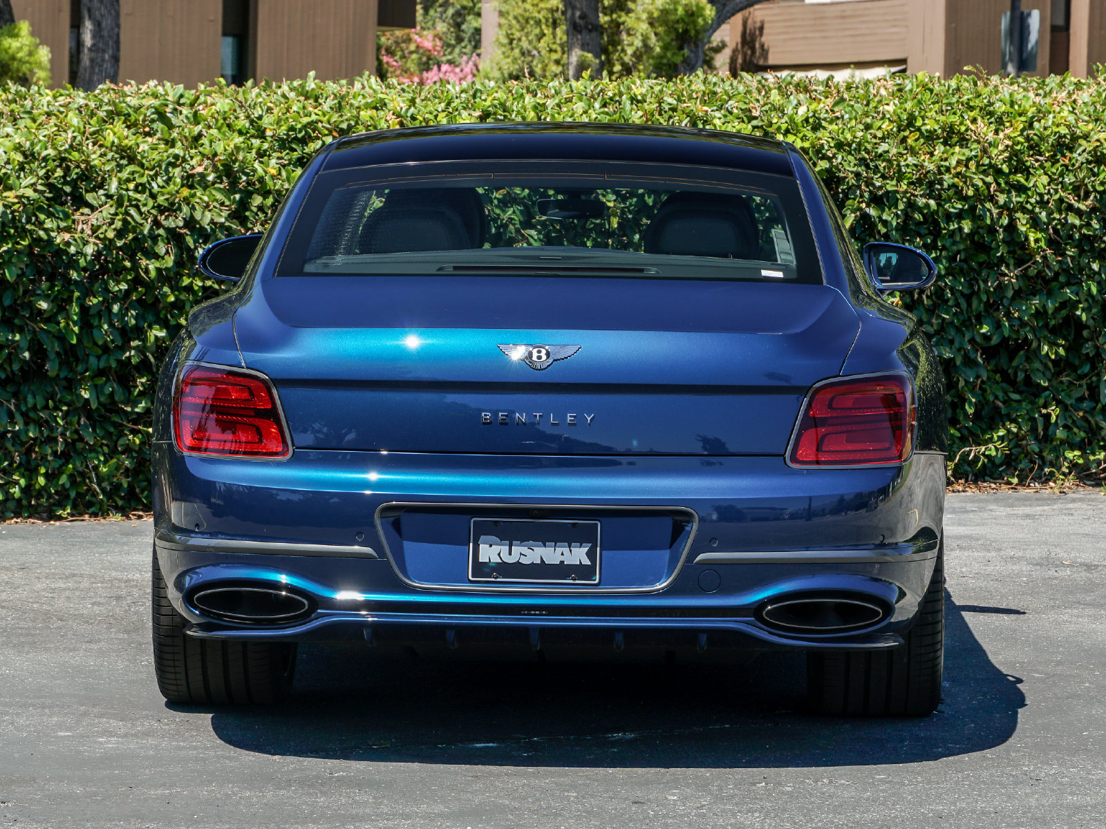 New 2025 Bentley Flying Spur Plug-In Hybrid AWD/4WD image 6