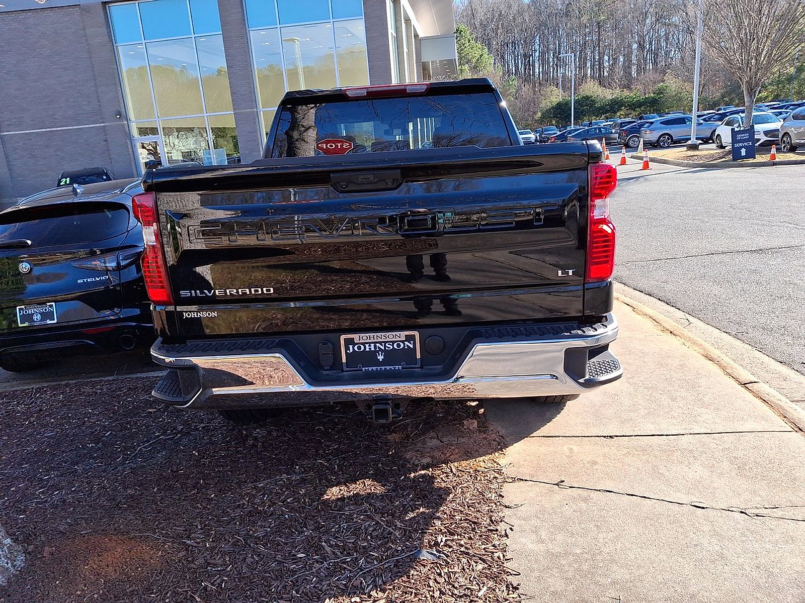 Used 2024 Chevrolet Silverado 1500 LT image 7
