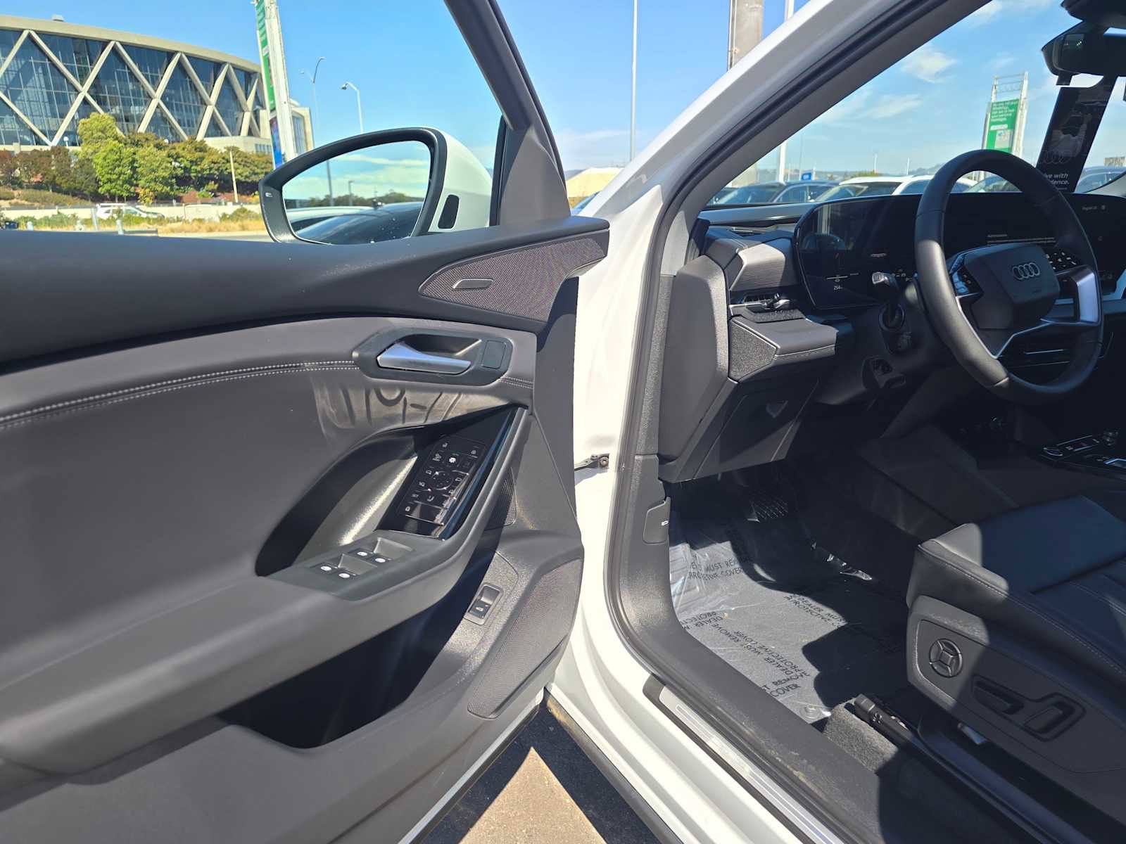 New 2025 Audi Q6 e-tron Premium Plus image 19