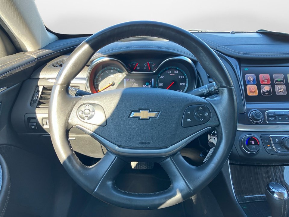 Used 2017 Chevrolet Impala LT image 12