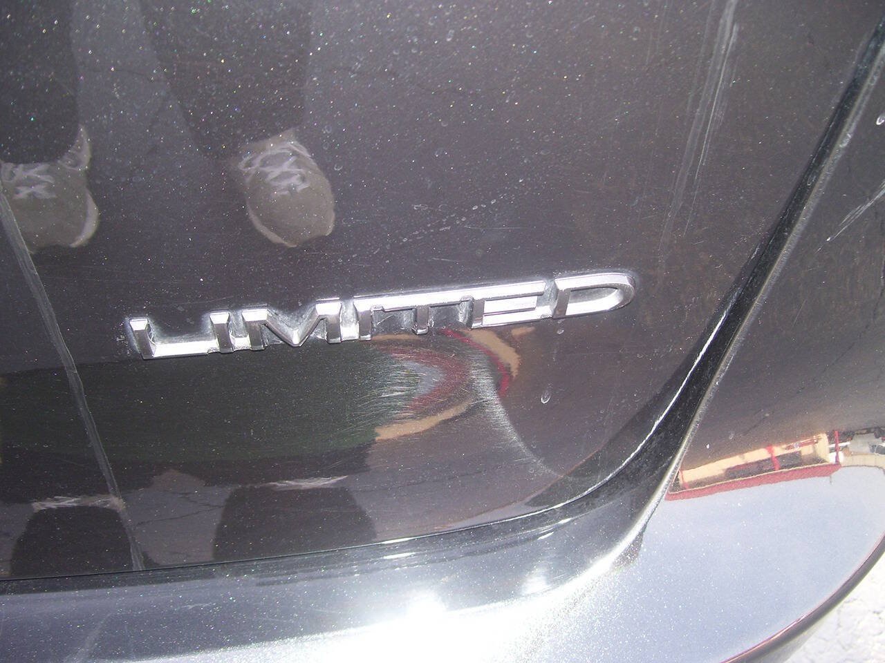 Used 2018 Chrysler Pacifica Limited w/ S Appearance Package FWD image 17