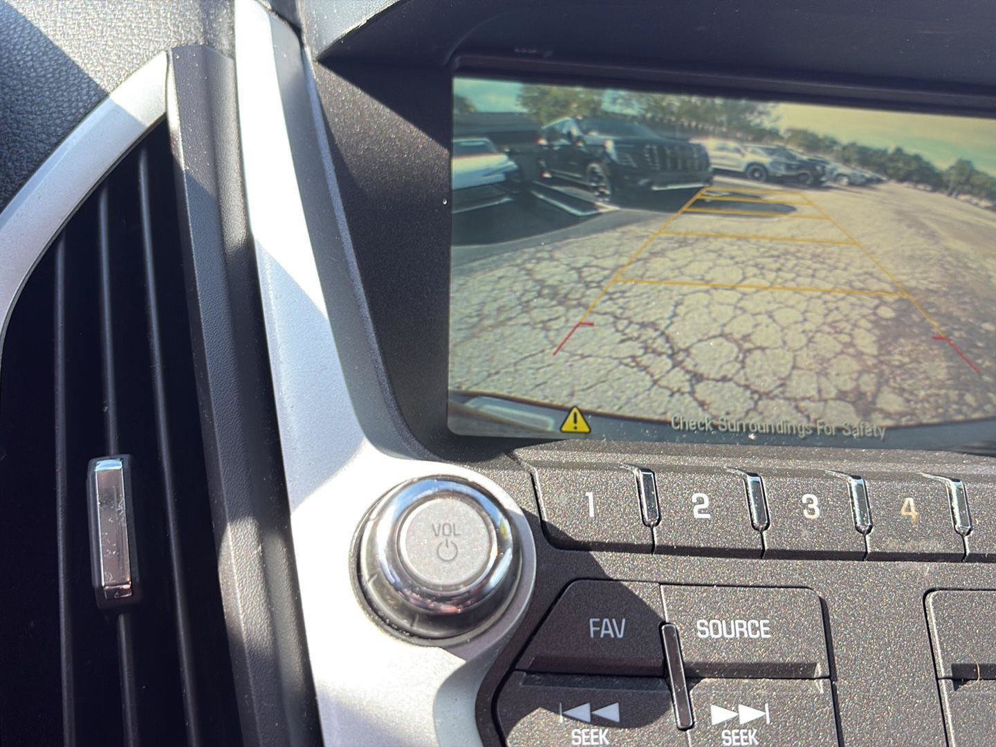 Used 2016 GMC Terrain SLE FWD image 31