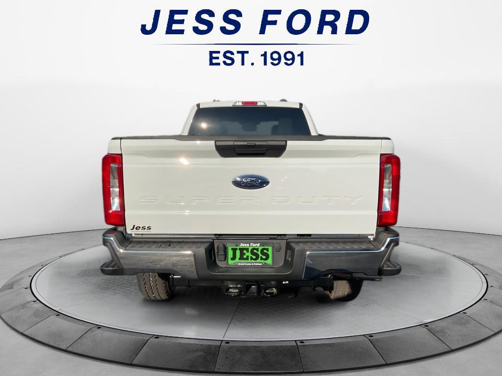 New 2026 Ford F350 XLT image 4