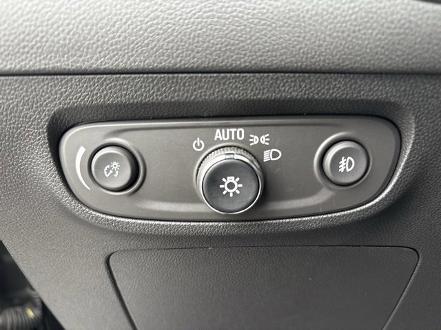 Certified 2022 Buick Encore GX Preferred w/ Cold Weather Comfort Package image 31