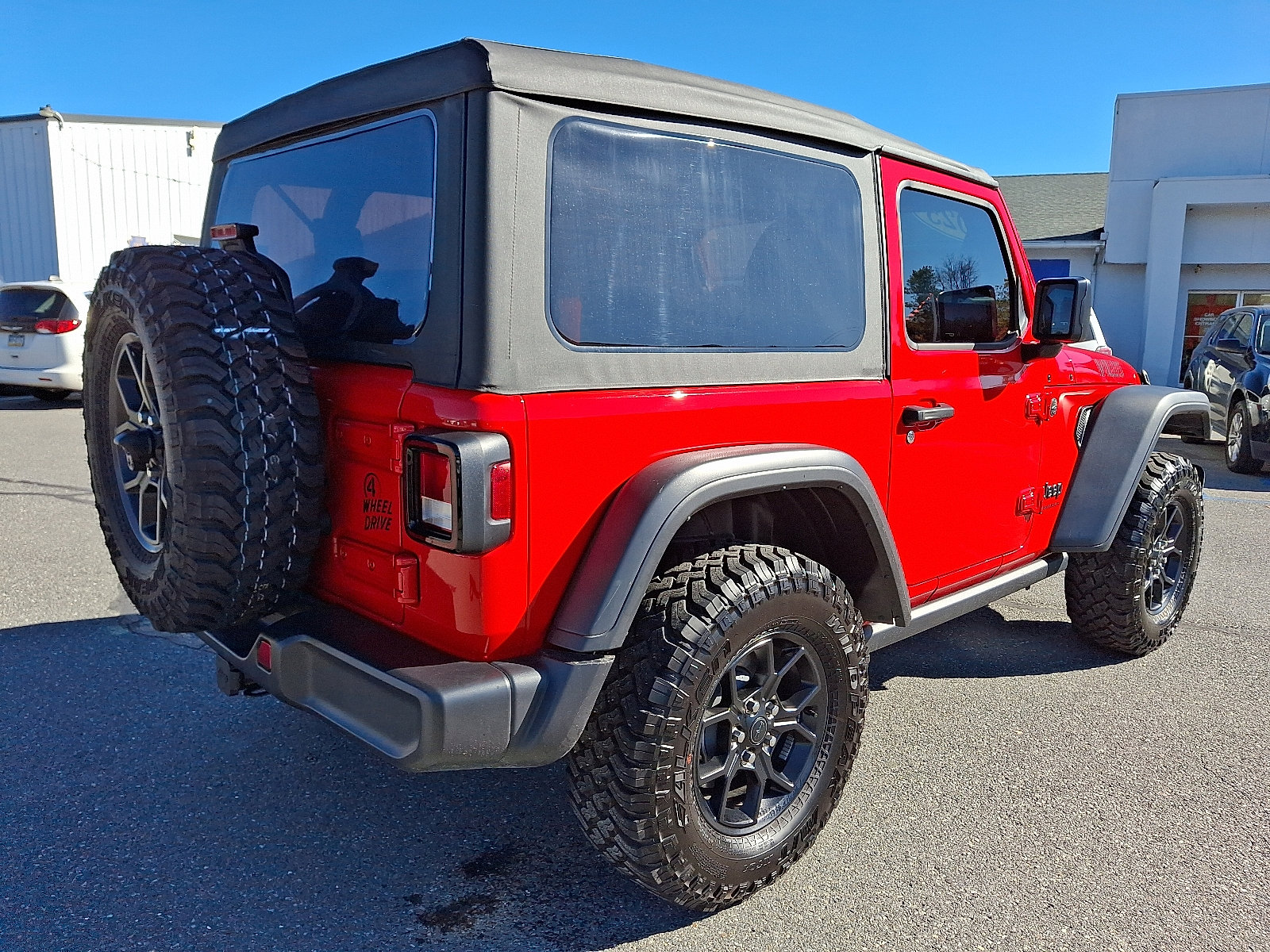 Used 2025 Jeep Wrangler Sport image 6