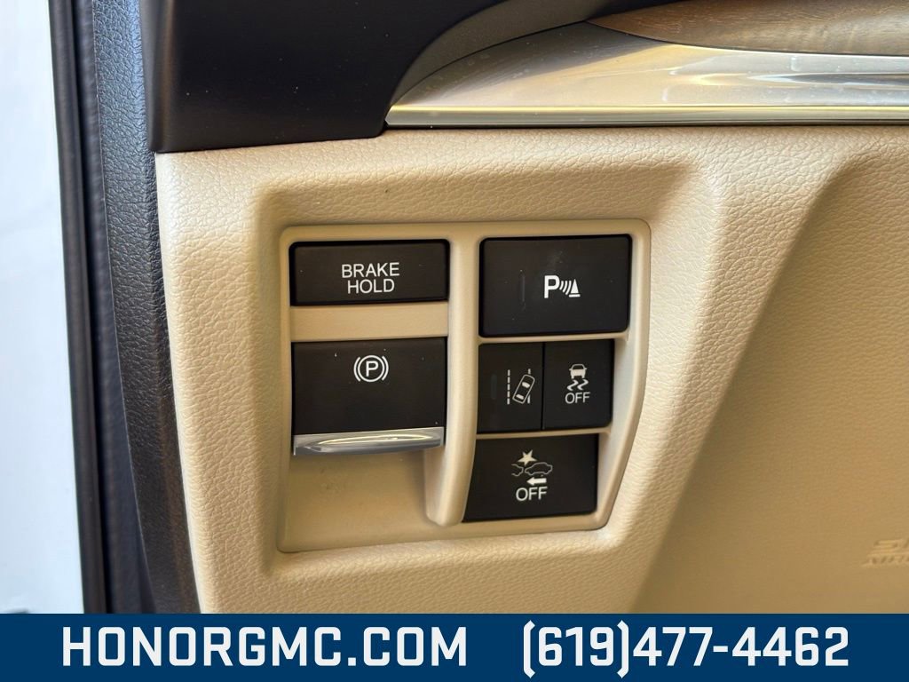 Used 2020 Acura MDX FWD w/ Technology Package image 12