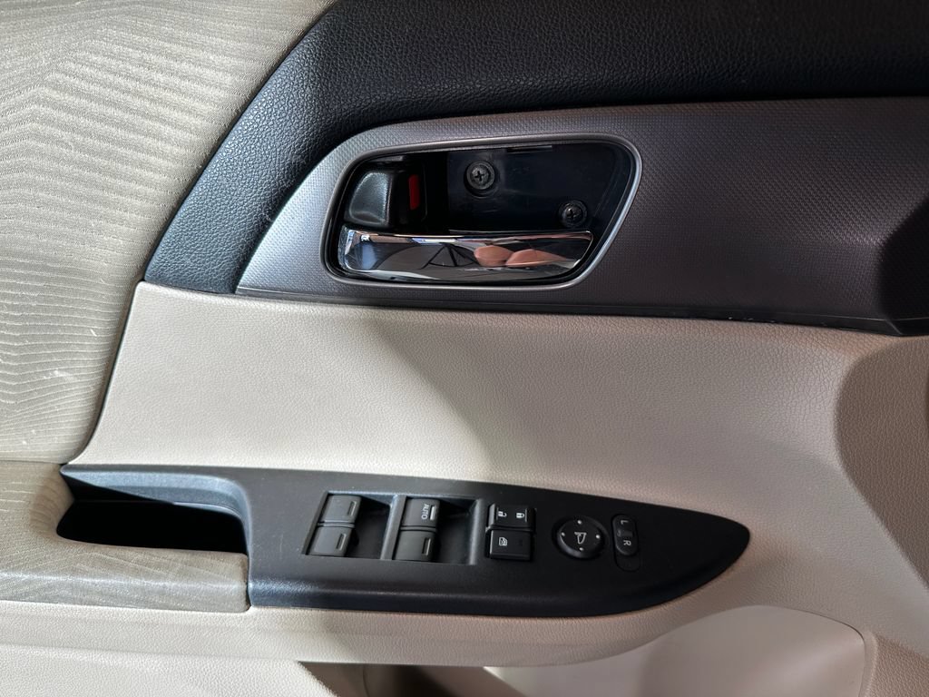 Used 2015 Honda Accord LX image 18