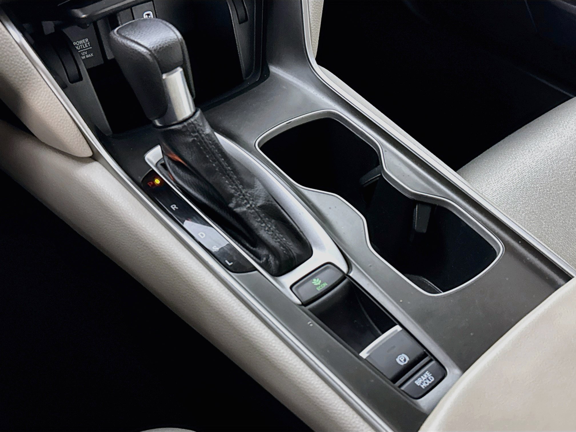 Certified 2018 Honda Accord LX image 16