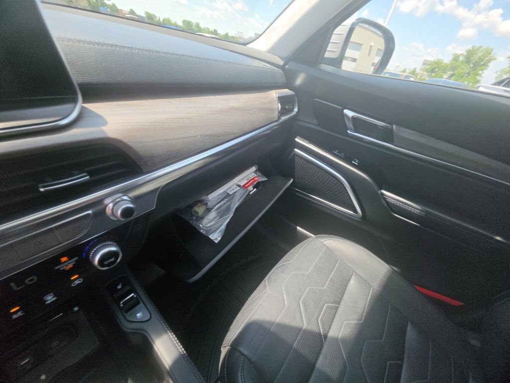 Used 2022 Kia Telluride SX w/ SX Prestige Package AWD/4WD image 22