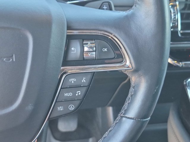 Used 2023 Lincoln Navigator Reserve AWD/4WD image 21