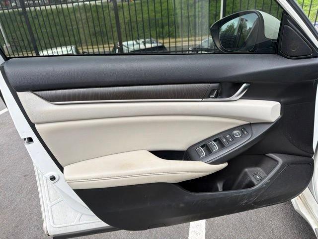 Used 2020 Honda Accord EX image 14