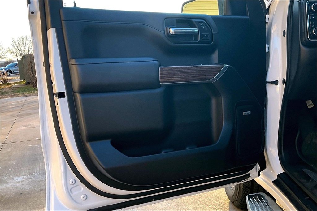 Used 2020 Chevrolet Silverado 1500 High Country w/ Safety Package II image 22